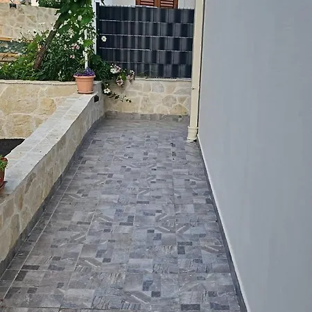 Apartamento Sandra - *