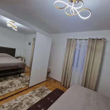 Apartmán Sandra - *