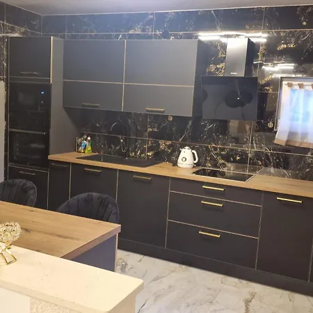 Sandra - Apartmán Trogir